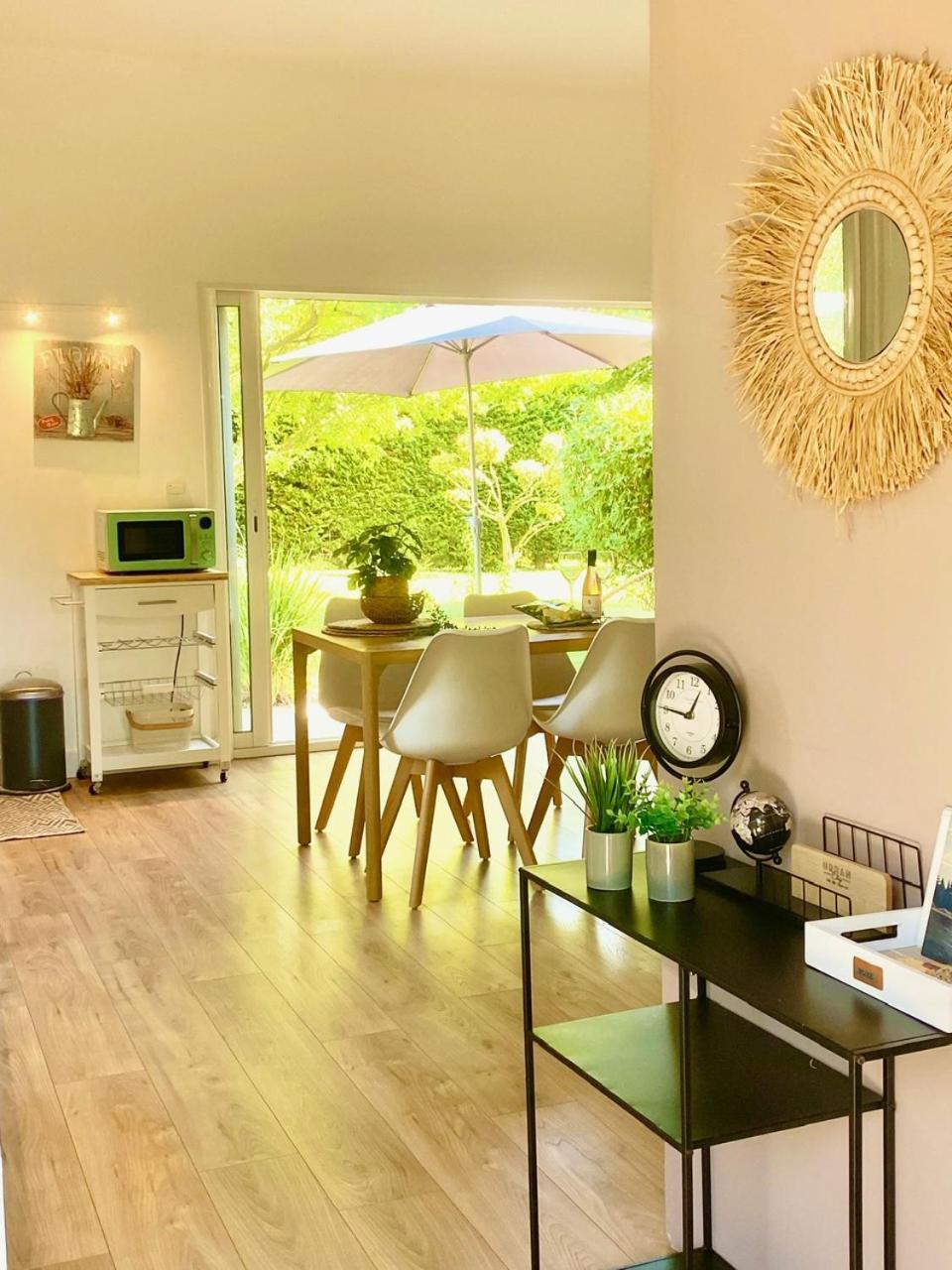 Appartement Neuf Et Au Calme Proche Avignon Althen-des-Paluds Ngoại thất bức ảnh